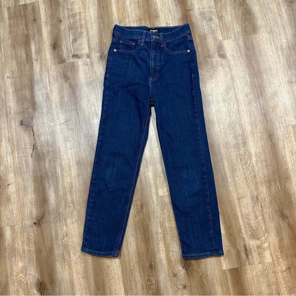 Express Mom Jeans Super High-Rise